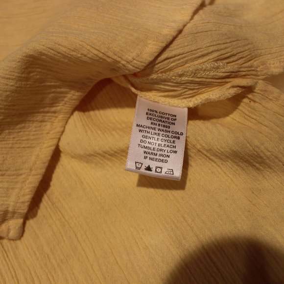 D&Co, gauze button blouse, size small - Picture 4 of 5